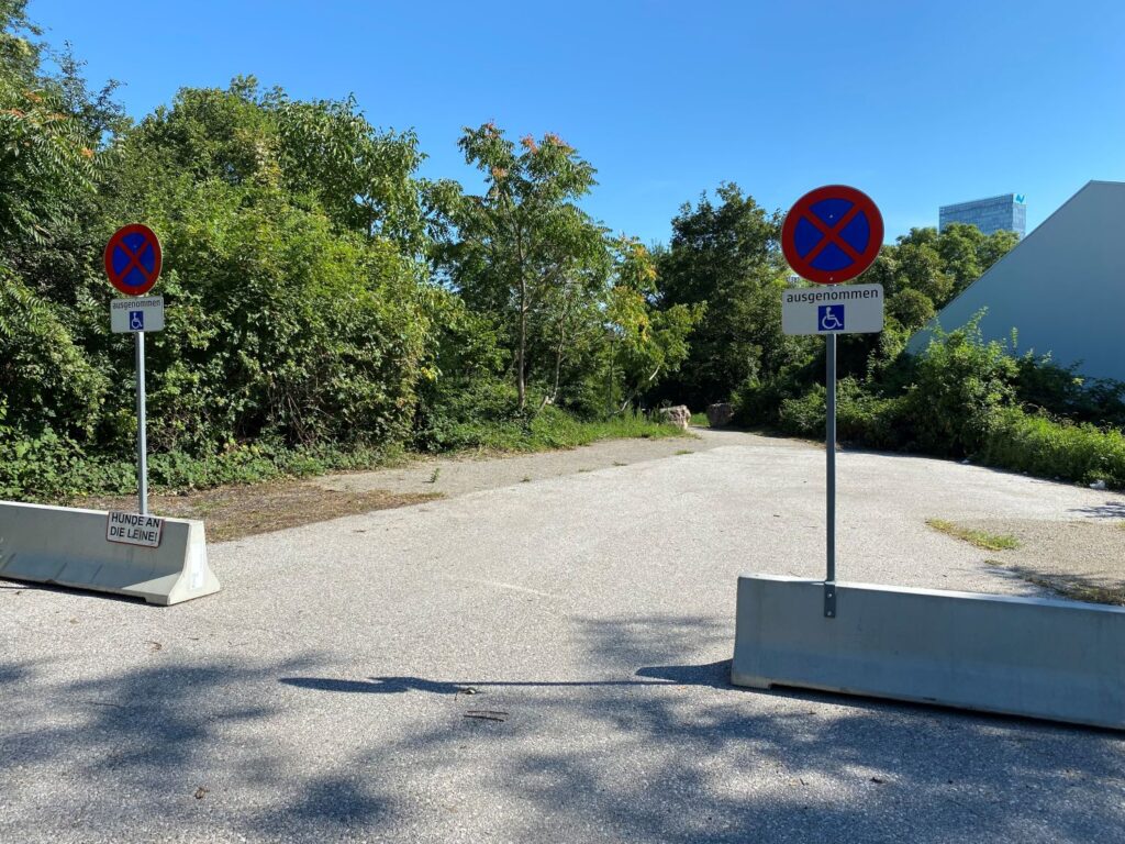 Behindertenparkplatz