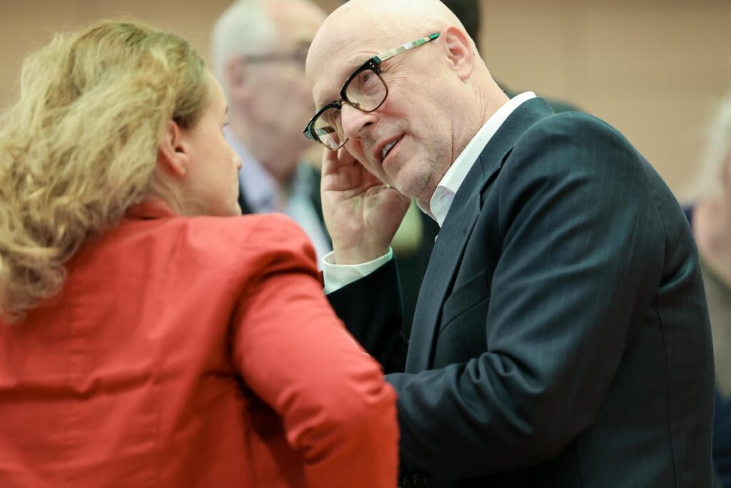 Johanna Pichler und Daniele Marano von der Hilfsgemeinschaft der Blinden und Sehschwachen Österreichs bei der Jubiläumsfeier „50 Jahre Österreichischer Behindertenrat“.