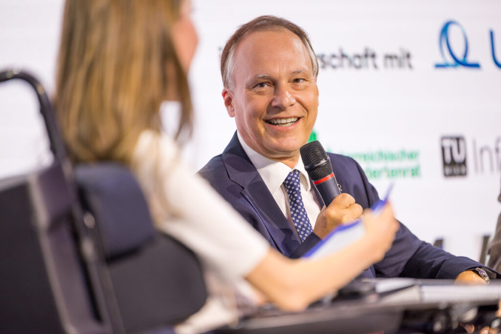 Peter Eichler bei der Preisverleihung UNIKATE 2026