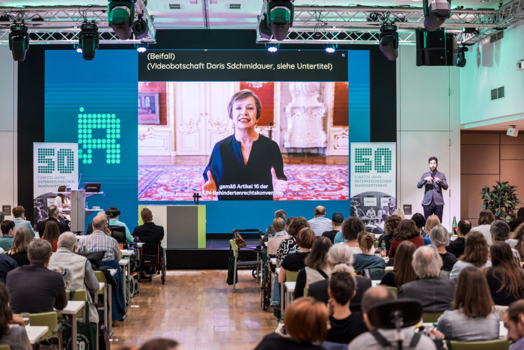 Videobotschaft von Doris Schmidauer bei der Fachkonferenz des Österreichischen Behindertenrats 2026.